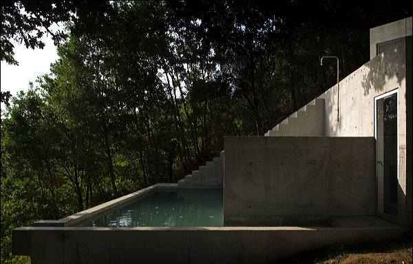 005 © FG+SG – Fernando Guerra, Sergio Guerra