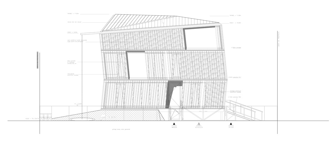 1299089784-fachada-este east façade