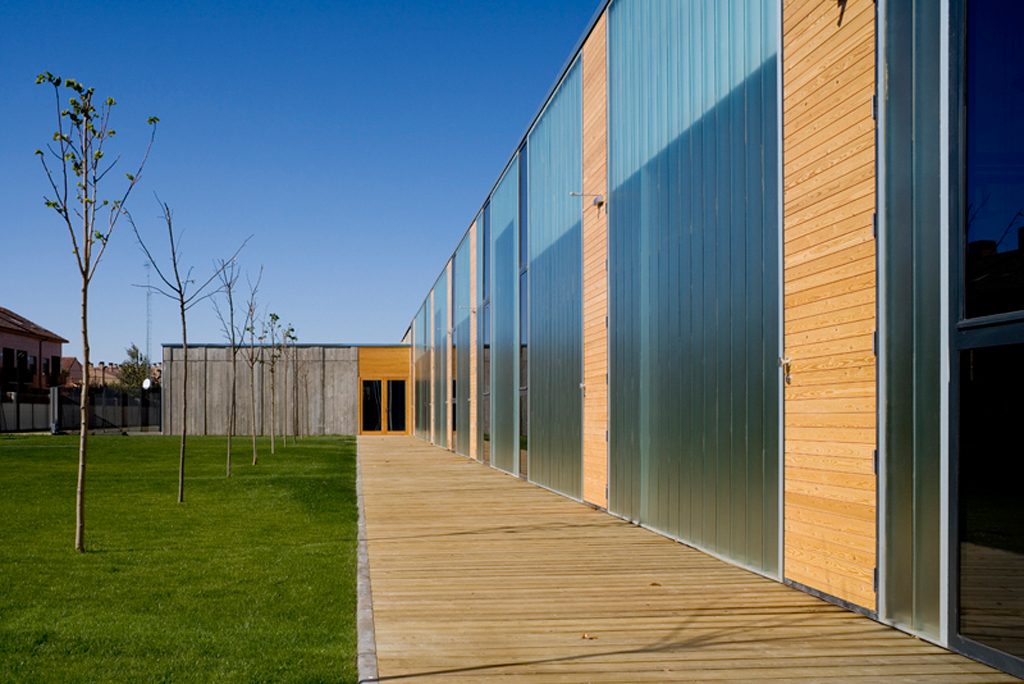 Nursery School Santa Isabel / Carroquino Finner Architects