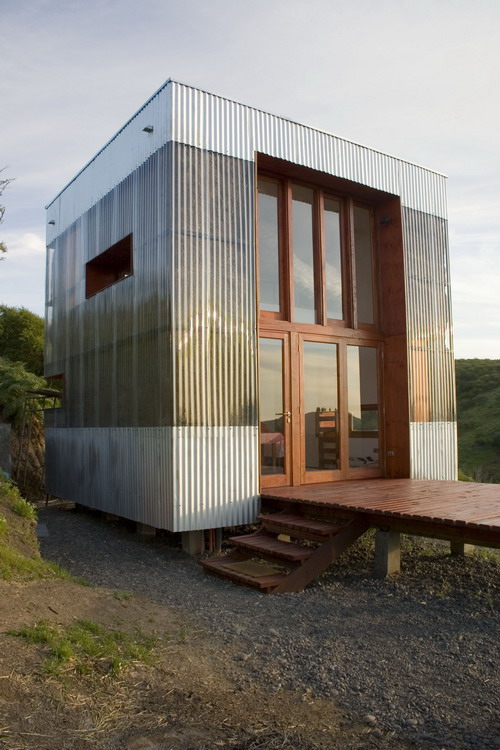 Guest House / AATA Associate Architects