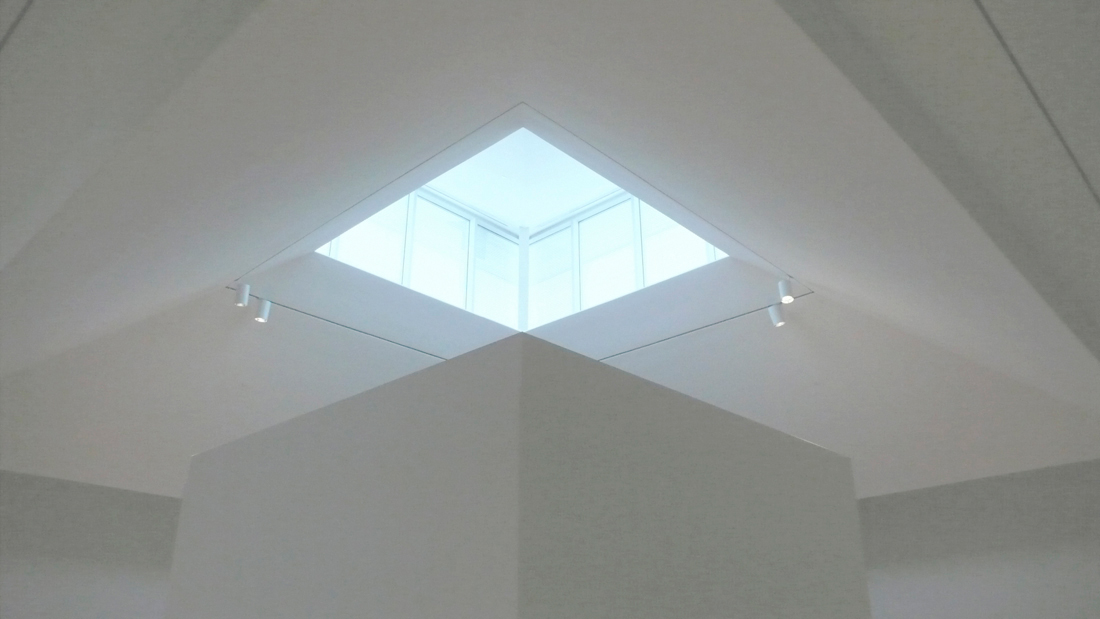 lantern-gallery-ceiling lantern-gallery-ceiling
