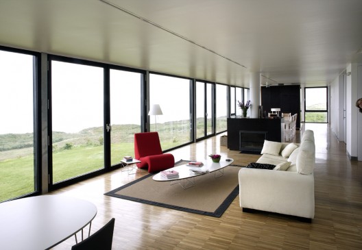 OS House / NOLASTER