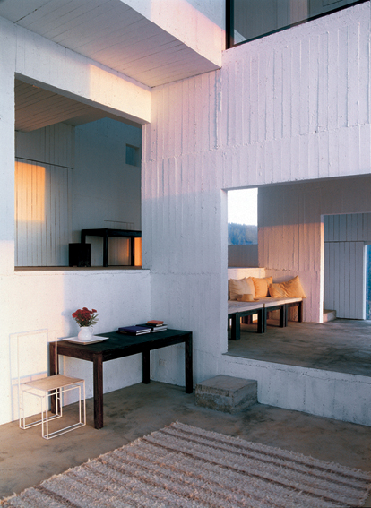 Poli House / Pezo von Ellrichshausen