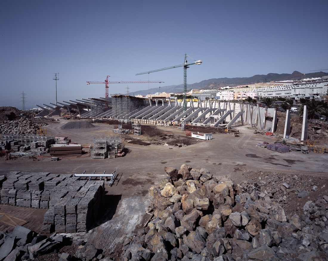 Insular Athletics Stadium / Felipe Artengo, Fernando Menis, José Maria Rodriguez Pastrana