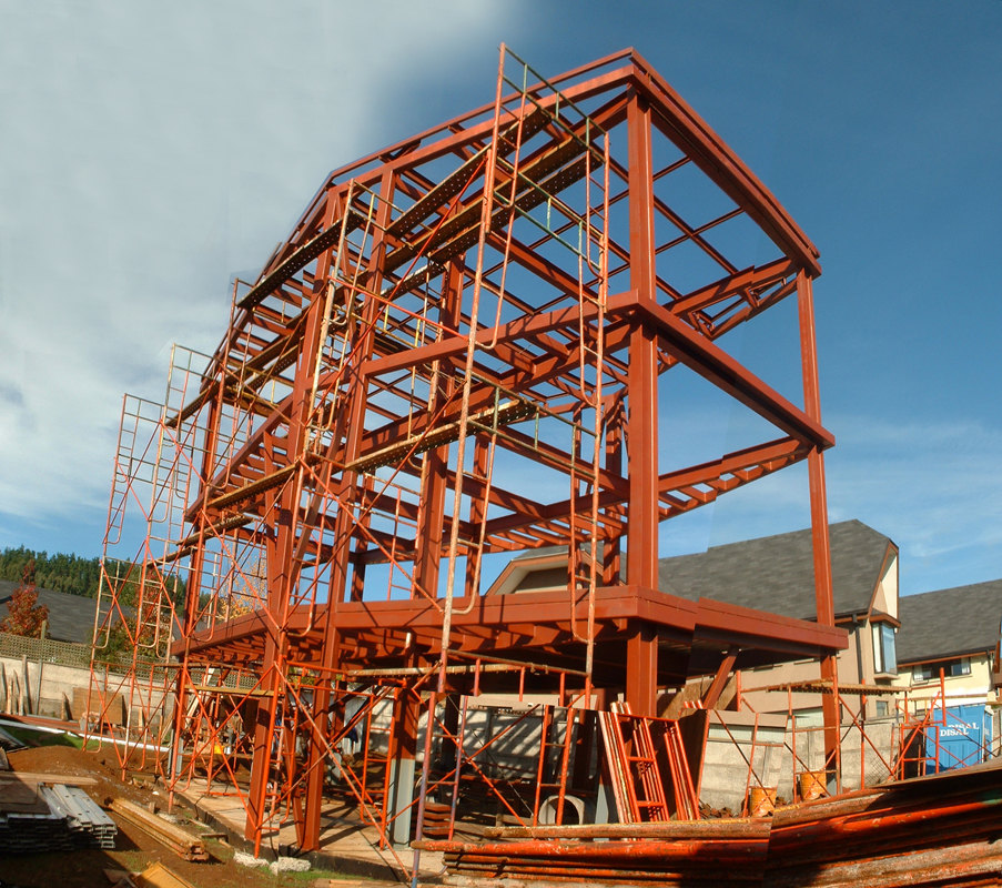 253972468_wolf-constr-06 construction process