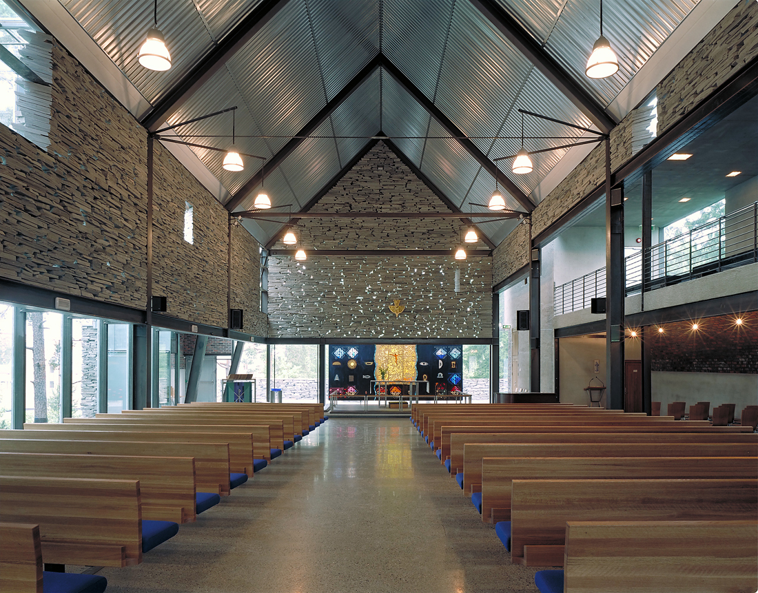 Mortensrud church / JSA