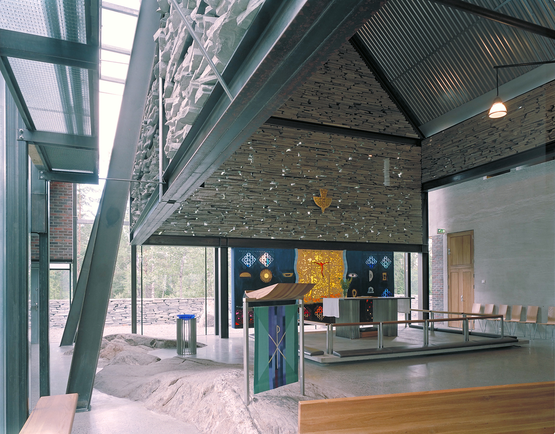 Mortensrud church / JSA