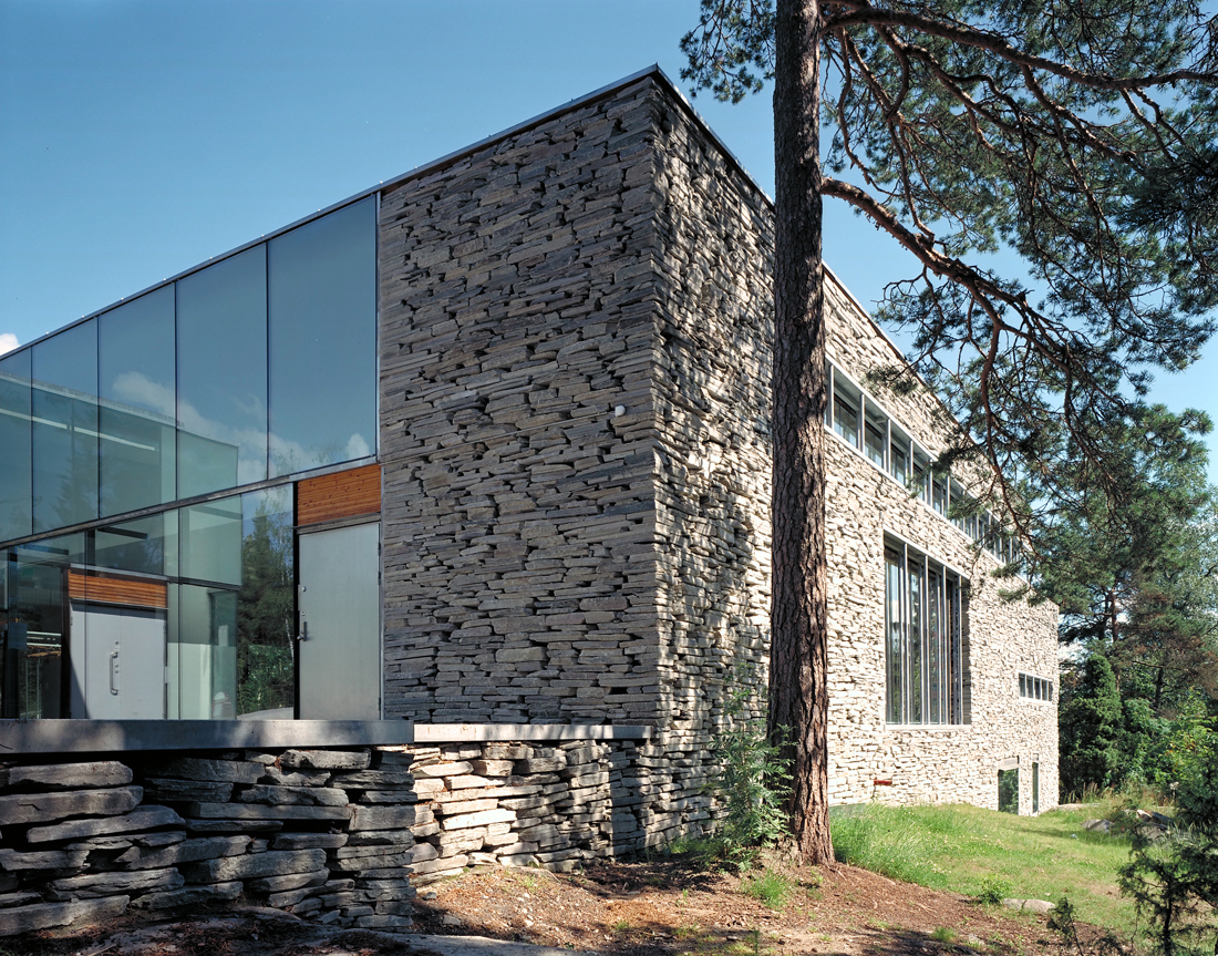 Mortensrud church / JSA