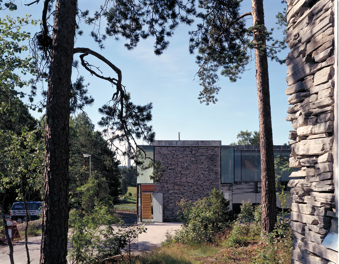 Mortensrud church / JSA