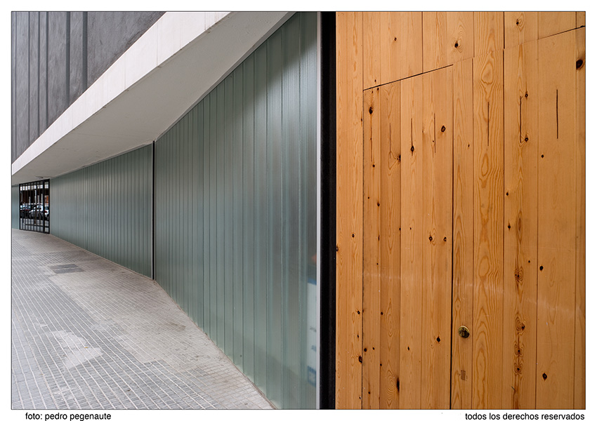 Day Care, Kindergarten and primary school / Jordi Badia
