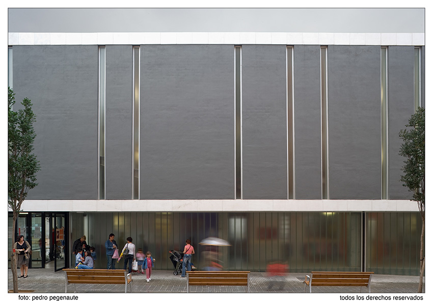 Day Care, Kindergarten and primary school / Jordi Badia
