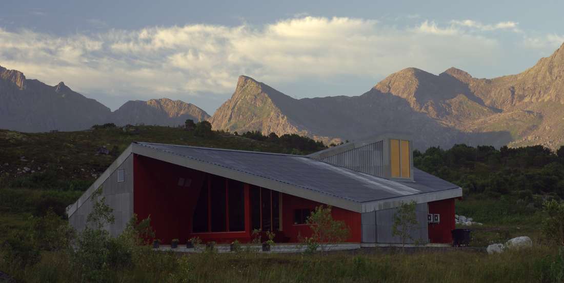 Dønning Community Building / JVA