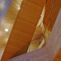 1515241962_unis5274
