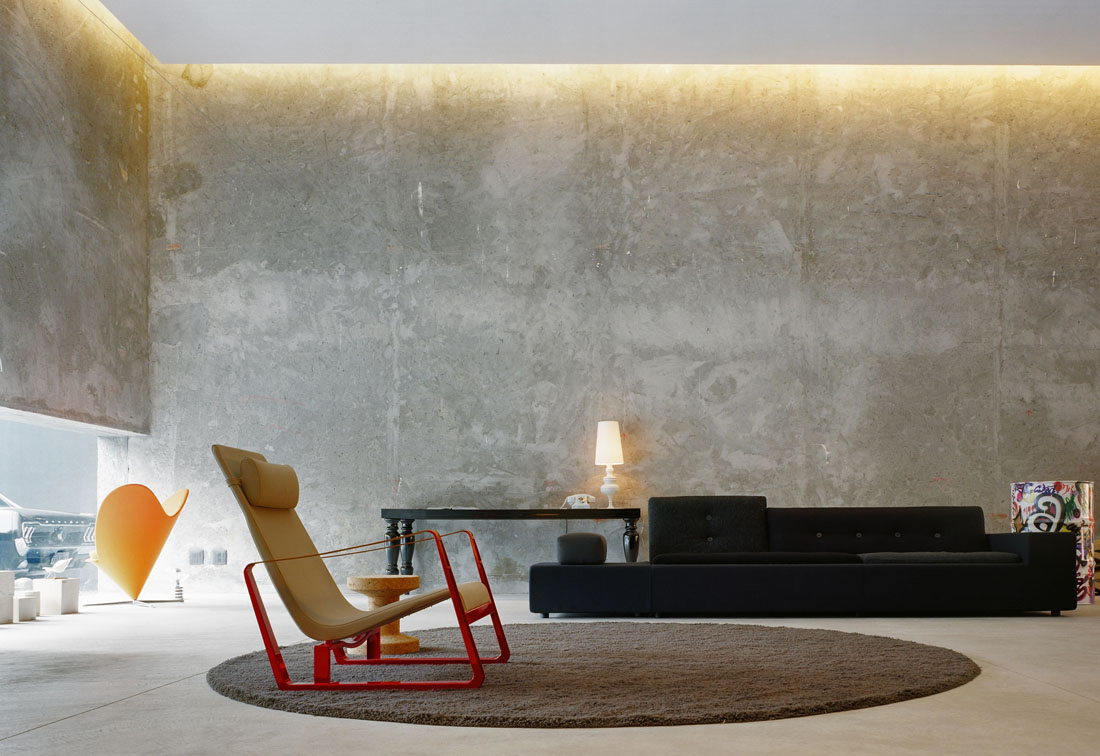 Volume B store / Marcio Kogan