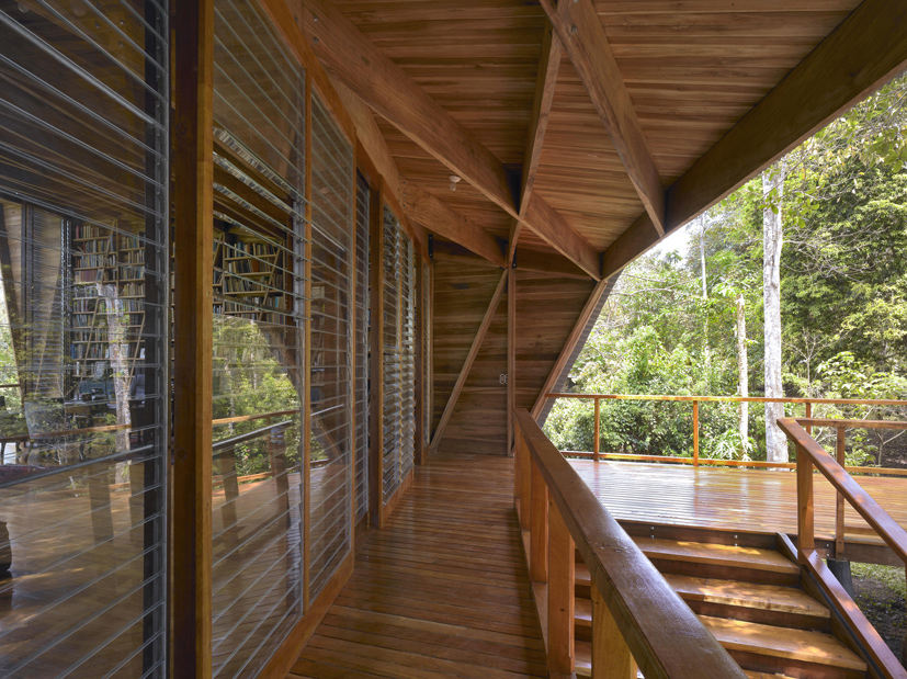 Casa Kike / Gianni Botsford Architects