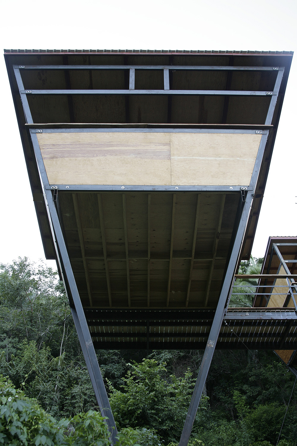 V-Houses / Heinz Legler