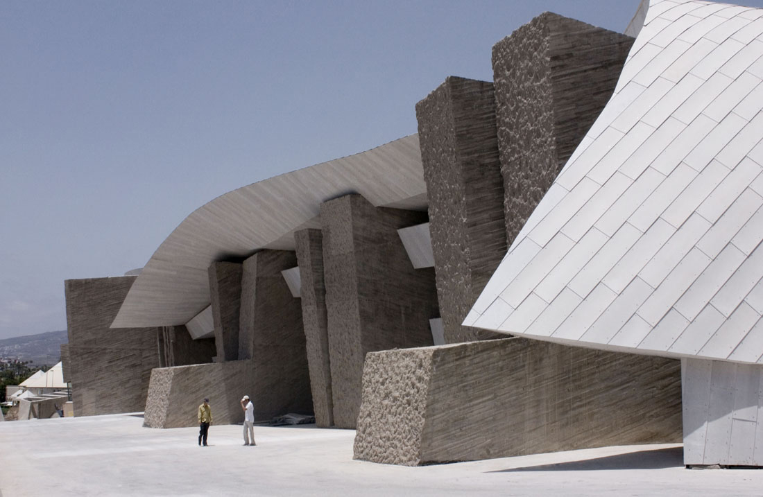 South Tenerife Convention Center / Felipe Artengo, Fernando Menis, José Maria Rodriguez Pastrana
