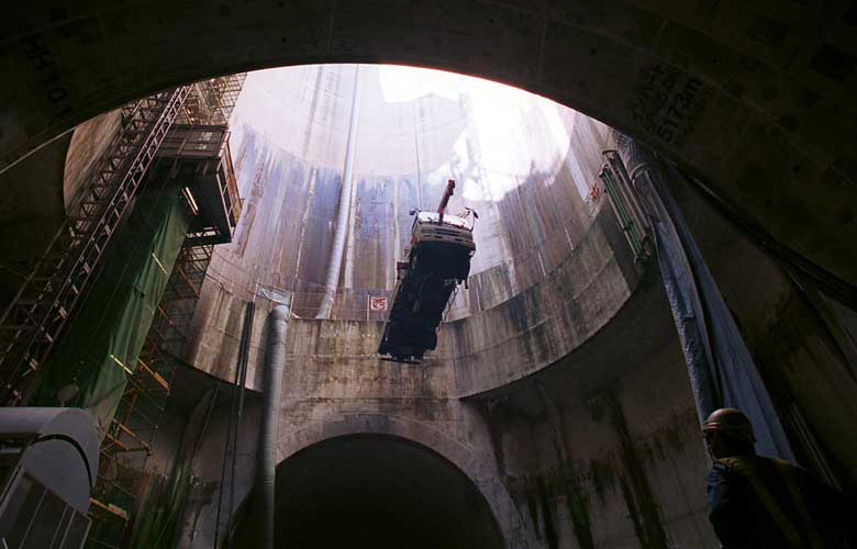 722986965_japanesesewer-13 722986965_japanesesewer-13