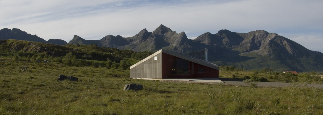Dønning Community Building / JVA