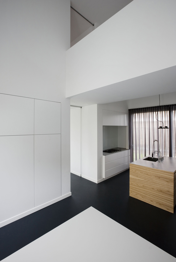 487444369_lars-van-den-brink-03-kitchen 487444369_lars-van-den-brink-03-kitchen