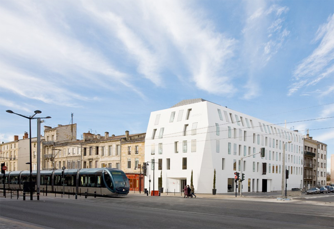 Seeko’o Hotel / Atelier King Kong