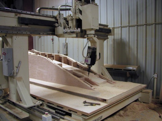 1055095112_03-mu-cnc-mill-ap Photo by Advanced Pattern Works