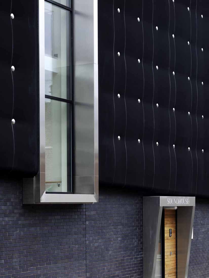 1122546639_3-soundhouse-image 1122546639_3-soundhouse-image