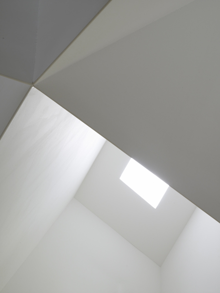 1724815373_hysg-069 © Daici Ano