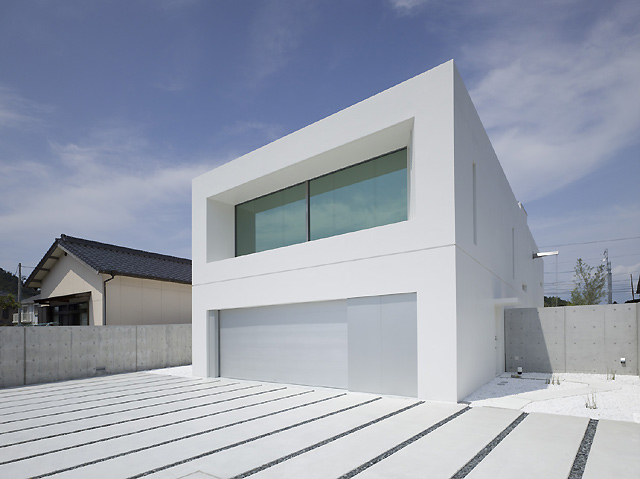 Garden and Sea / Takao Shiotsuka Atelier