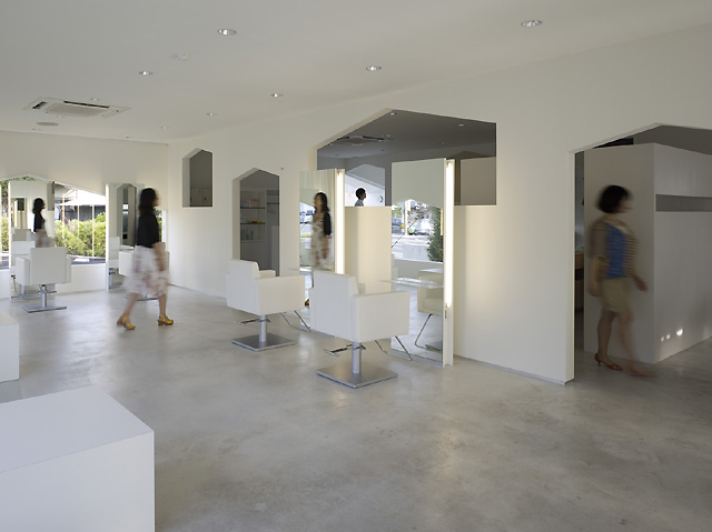 Salon O / Takao Shiotsuka Atelier