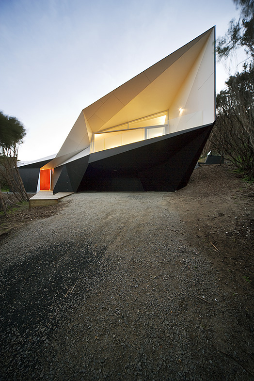 Klein Bottle house / McBride Charles Ryan