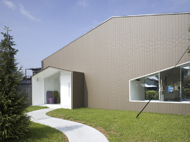 Salon O / Takao Shiotsuka Atelier