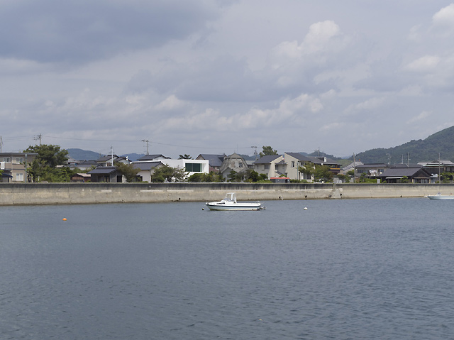 1575592417_seaside-30 © Toshiyuki YANO (Nacasa & Partners Inc.,)