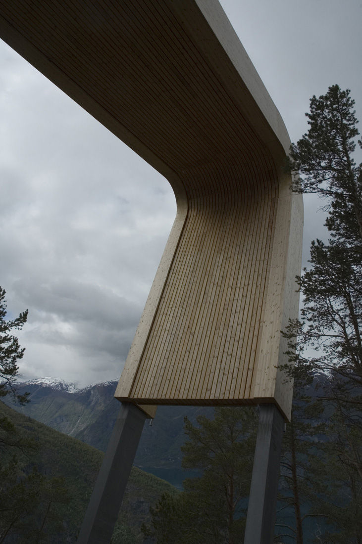 159952663_aurland-underneat 159952663_aurland-underneat