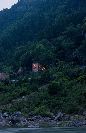 Final Wooden House / Sou Fujimoto