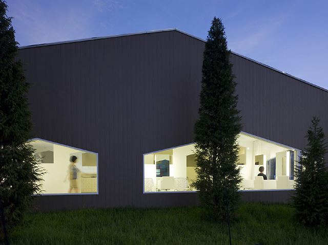 Salon O / Takao Shiotsuka Atelier