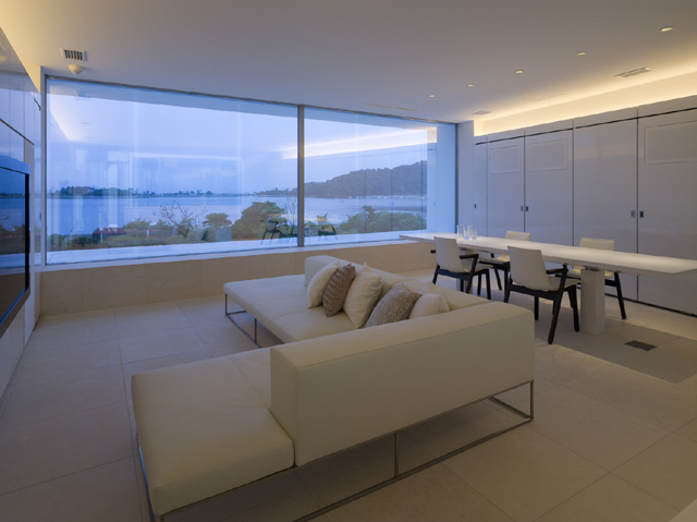 Garden and Sea / Takao Shiotsuka Atelier