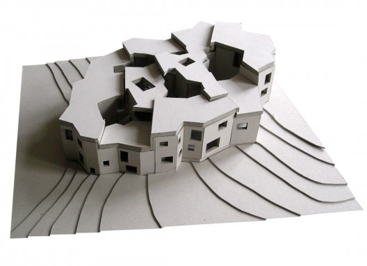 242295180_17-roofmodel