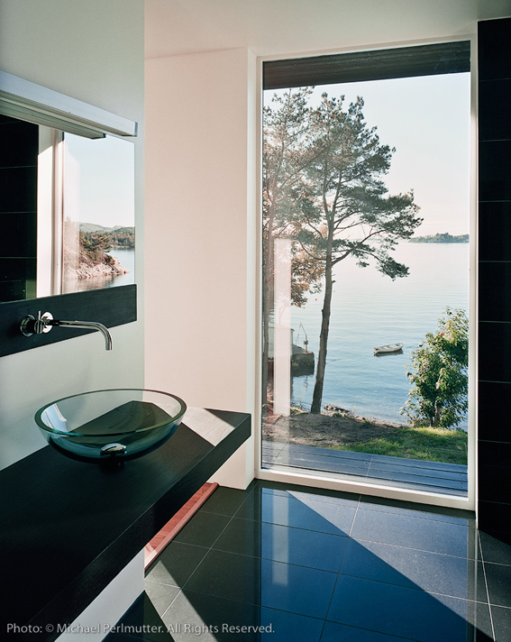 Villa Storingavika / Saunders Architecture