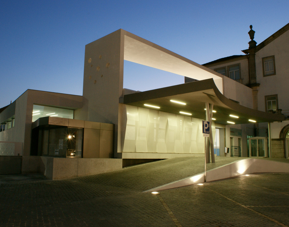Vila de Conde Hospital Pediatric Wing / 100 Planos Arquitectura