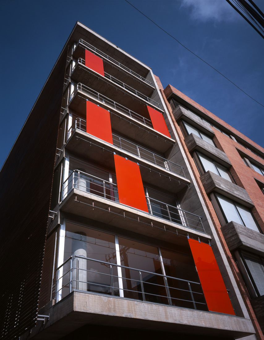 Two residential buildings in Bogotá, Colombia / Giancarlo Mazzanti