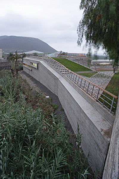 Los Silos Youth Centre / Lavin Arquitectos