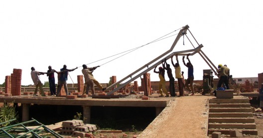 1366382013_fare-cbf-construction-column-erection
