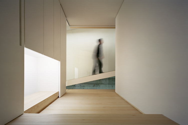C1 House / Curiosity + Milligram Studio
