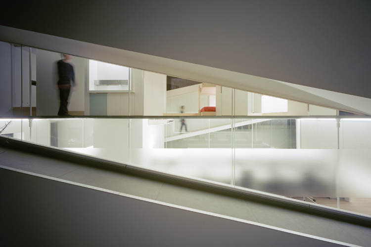 C1 House / Curiosity + Milligram Studio