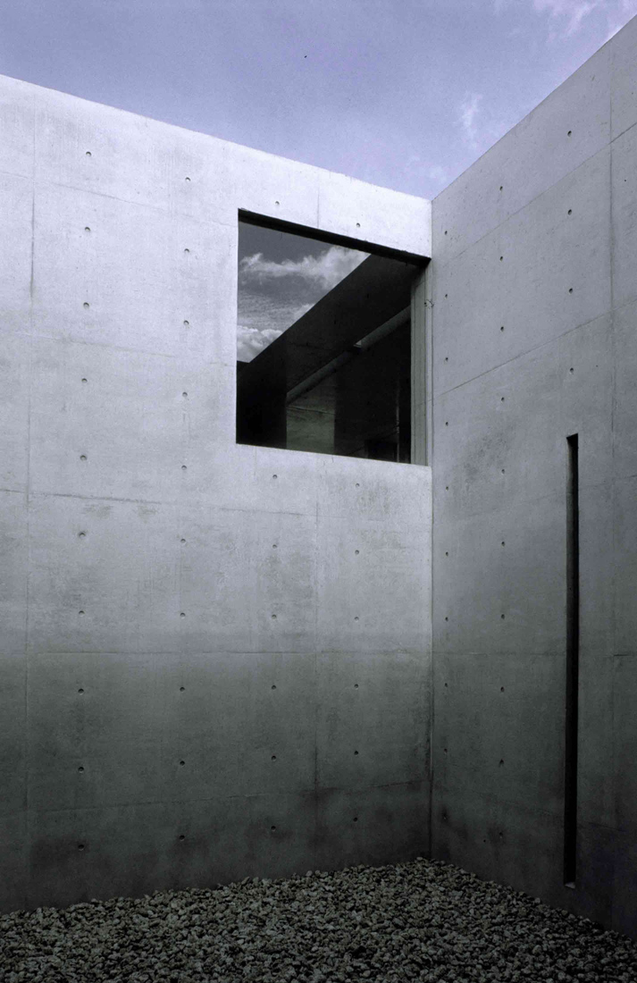 1004267176_12-corner 1004267176_12-corner