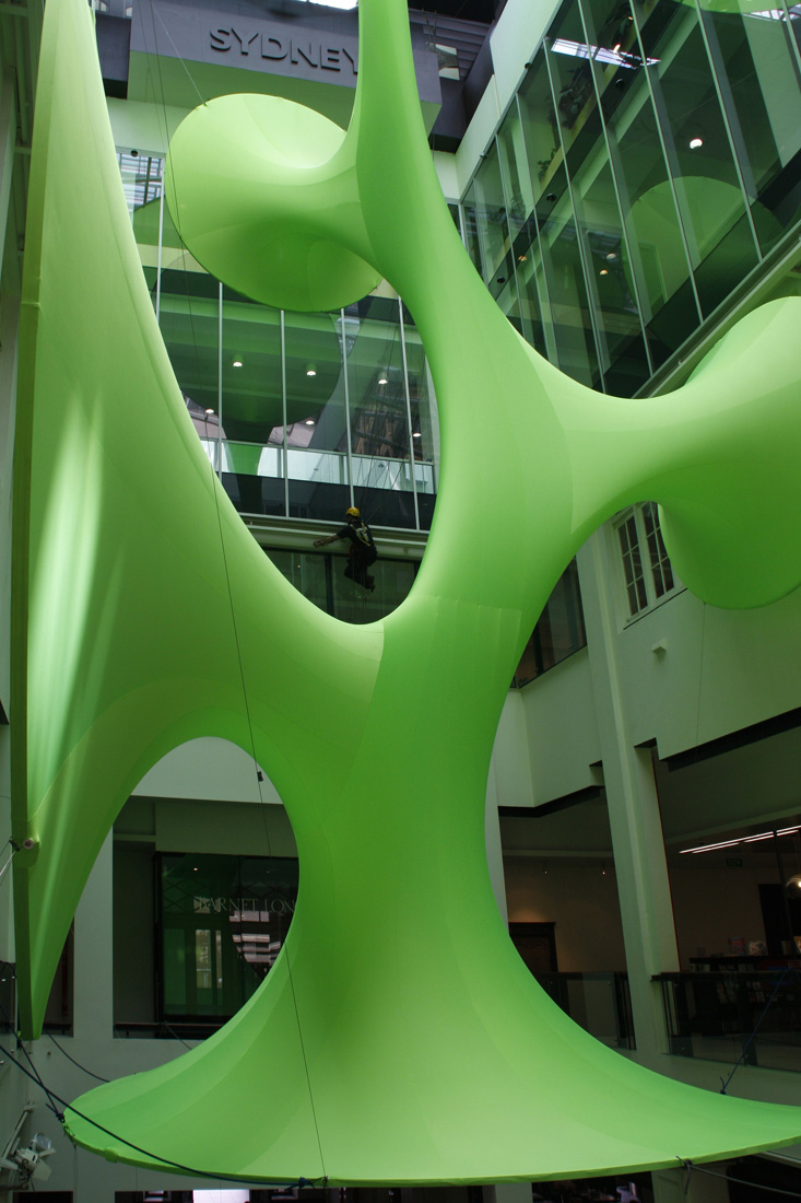1105425396_081210-green-void-build-up8cb 1105425396_081210-green-void-build-up8cb