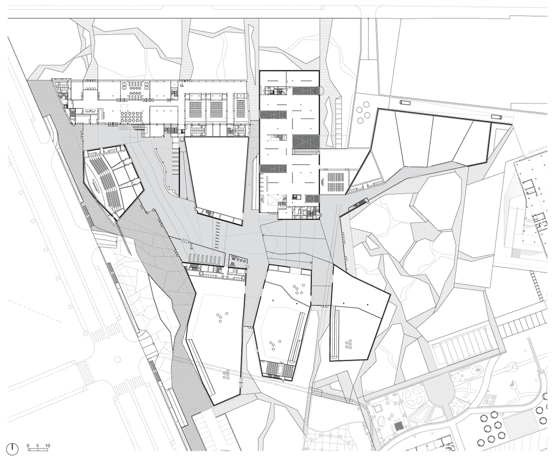 PARQUE DE LAS CIENCIAS 370-375 ground floor
