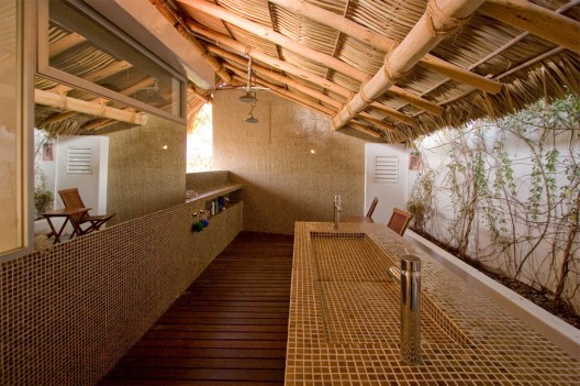 1229246590_at103-casa3-51