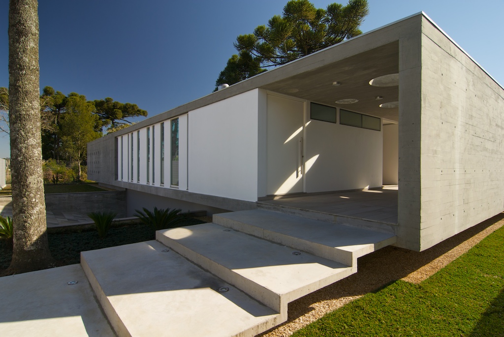 Bento Golçalves House / Studio Paralelo